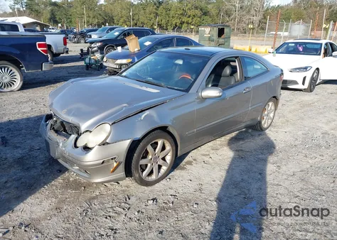 2004 Mercedes-Benz C 320 Sport из США, поврежденный, VIN WDBRN64J34A562066